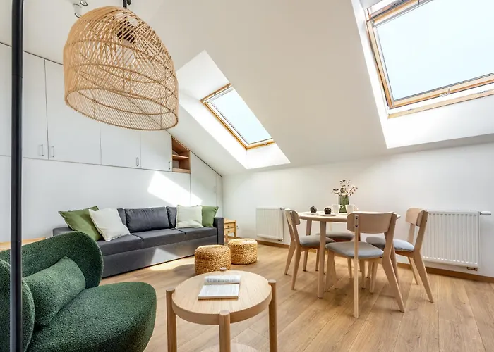 Select Suites By Mb s